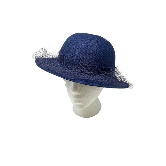 Vintage Womens Miss Bierner Navy Blue Straw Hat Bow Netting Church Easter Derby - Picture 1 of 6